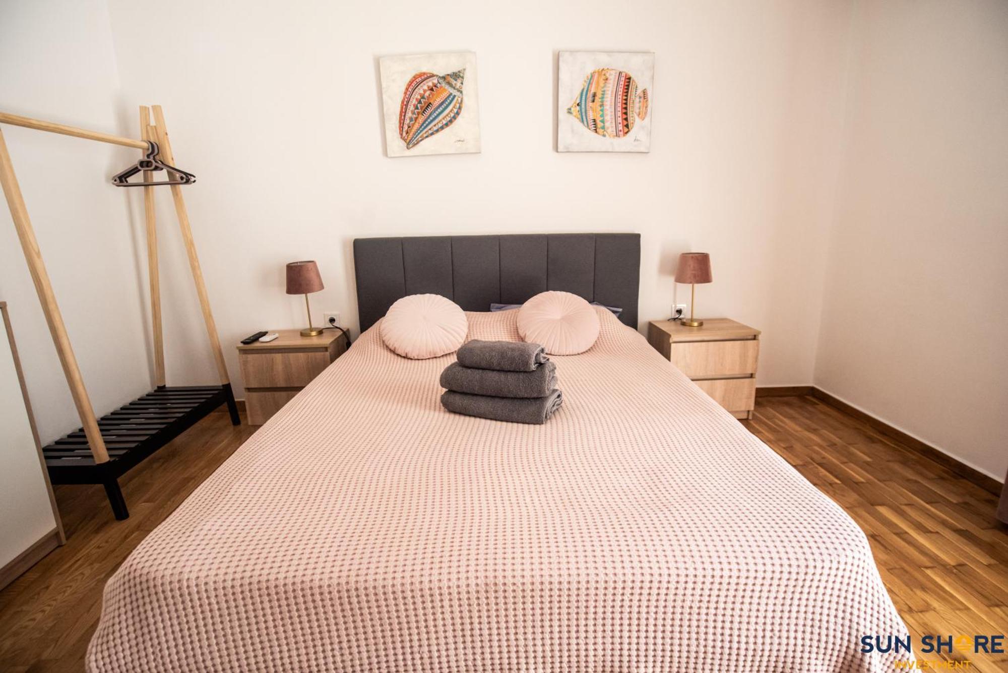 Explore Greece From Comfortable City Centre Apartment Chalkís Buitenkant foto